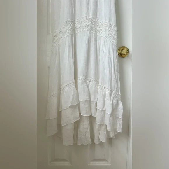 Women’s White Sleeveless Lace-Trim Maxi Dress - Picture 4 of 5
